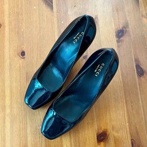 Gucci Classic Pumps High Heels Patent Leather 38
